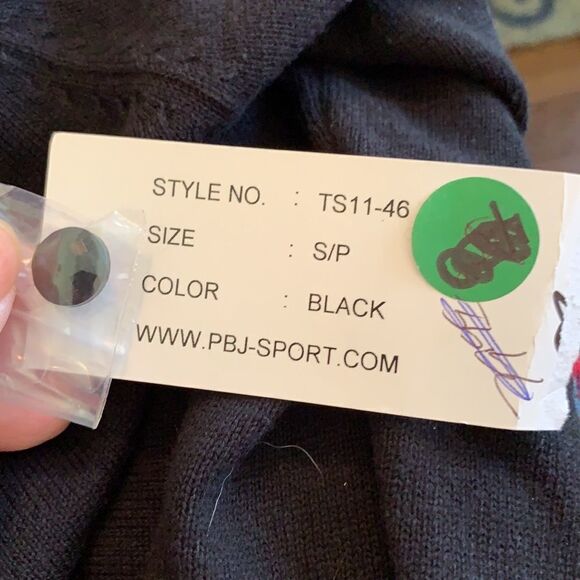 NWT Timberlea black embroidered beaded sweater - Picture 9 of 9